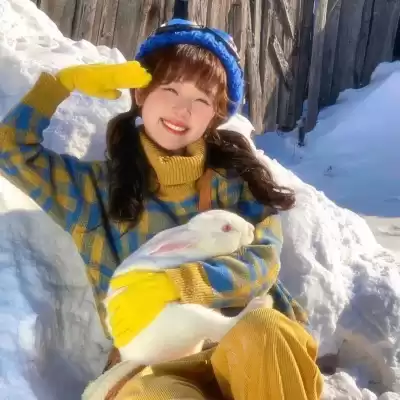 黄莉颖